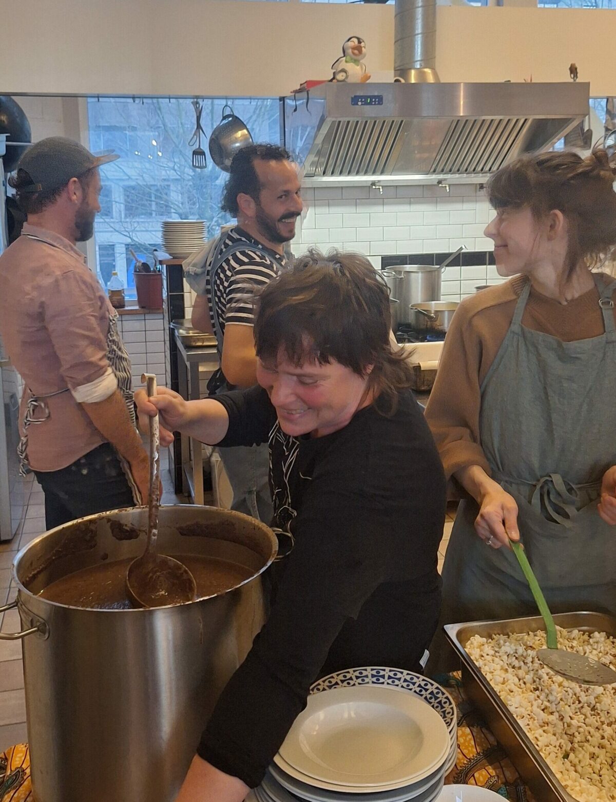 GRONDSTOF x De Studio