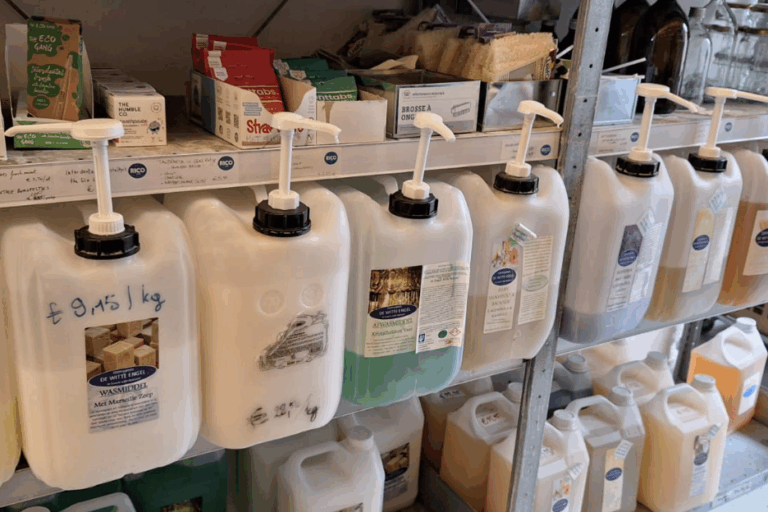 Biologisch afbreekbare zepen & (af)wasmiddel van De Witte Engel